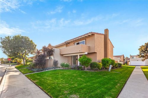 17641 Los Jardines W, Fountain Valley, CA, 92708 | Card Image