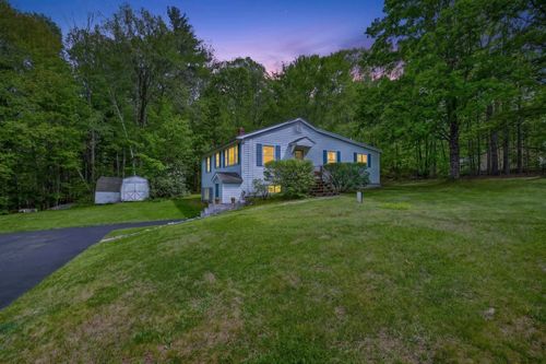 112 Main St, Candia, NH, 03034-2408 | Card Image