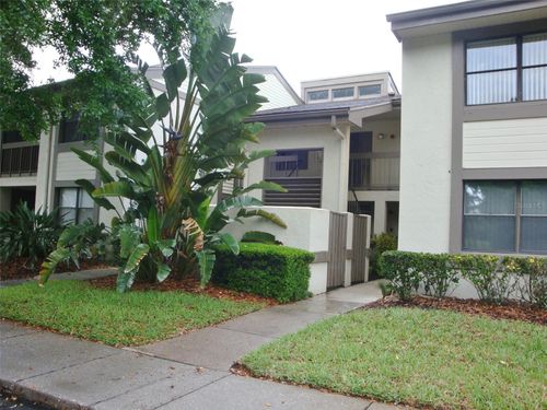270-270 Woodlake Wynde, OLDSMAR, FL, 34677-2185 | Card Image