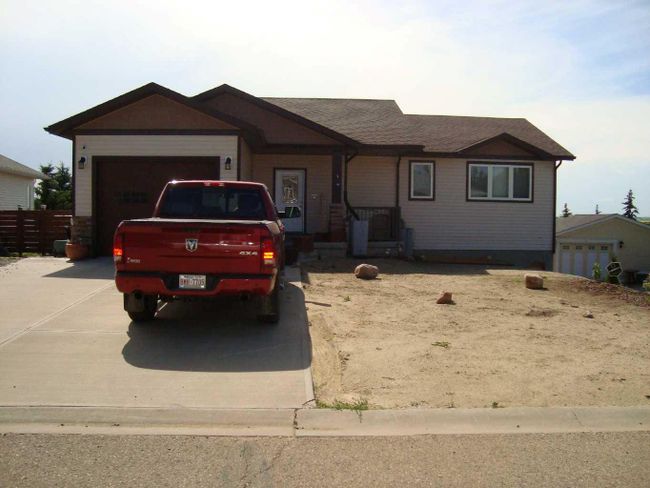 2 Evron Pl, House other with 4 bedrooms, 3 bathrooms and 4 parking in Trochu AB | Image 6