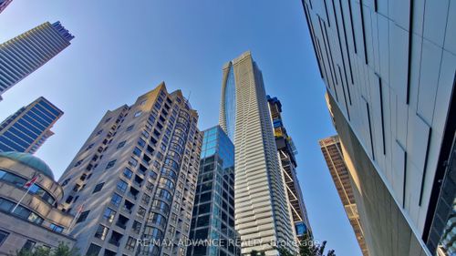 6905-1 Bloor St E, Toronto, ON, M4W0A8 | Card Image