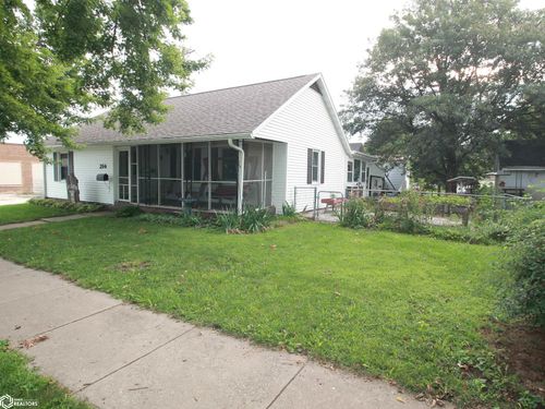 214 S 15th St, Clarinda, IA, 51632-2246 | Card Image