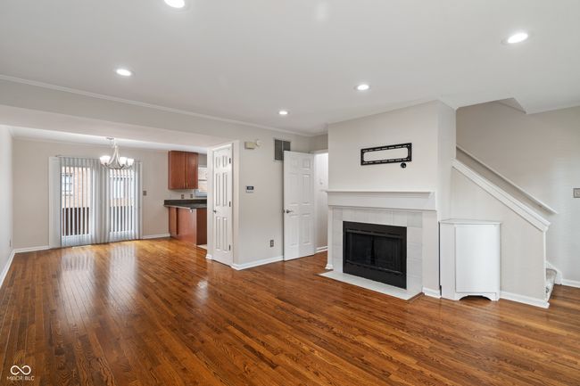 524 E 10 Th St, Townhouse with 2 bedrooms, 3 bathrooms and null parking in Indianapolis IN | Image 6