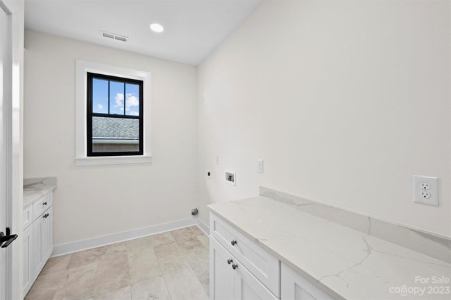 Laundry and Utility Room | Image 29