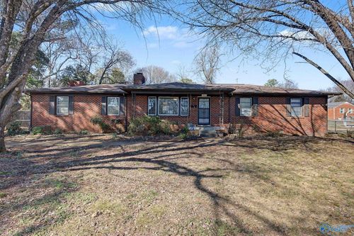 3803 Force Dr Nw, Huntsville, AL, 35810-2301 | Card Image