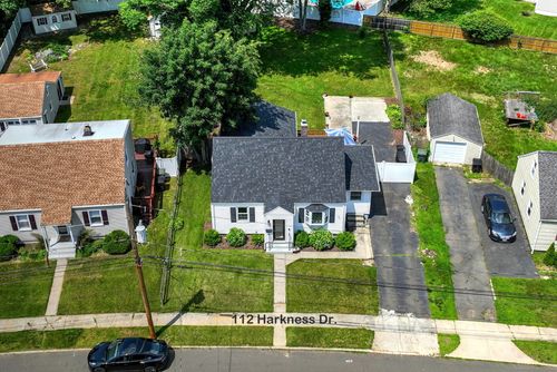112 Harkness Dr, Milford, CT, 06460-4500 | Card Image