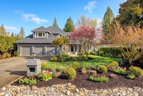 14127 205th Ave Ne, Woodinville, WA, 98077-7671 | Card Image