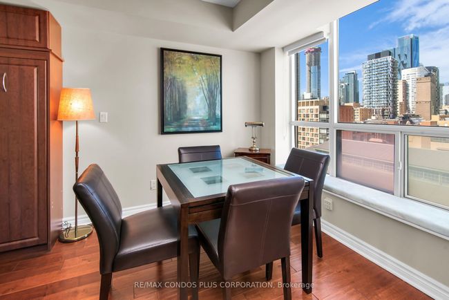 1135 - 109 Front St E, Condo with 2 bedrooms, 2 bathrooms and null parking in Toronto ON | Image 9