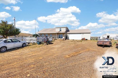 421 55 Ranch Rd, Rolling Hills, WY, 82637-9623 | Card Image