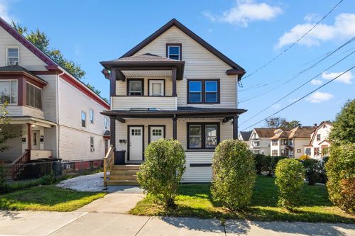 118 Connecticut Ave, New London, CT, 06320-5133 | Card Image