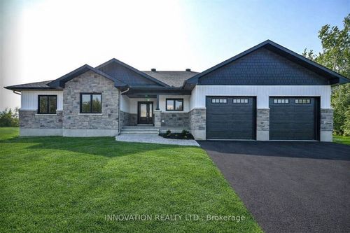 3249 Elizabeth St, Osgoode, ON, K0A2W0 | Card Image