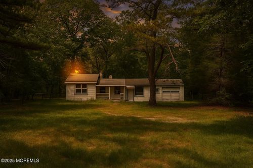 5 Porter Rd, Howell, NJ, 07731-8613 | Card Image