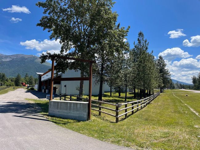 Entrance off Highway | Image 53