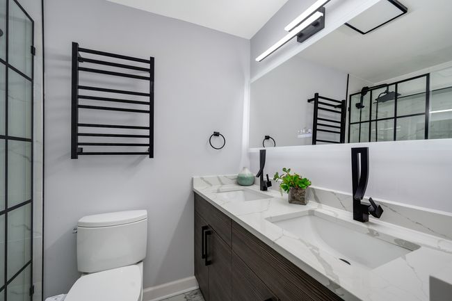 APT-1811 - 5455 N Sheridan Rd, Condo with 2 bedrooms, 1 bathrooms and null parking in CHICAGO IL | Image 14