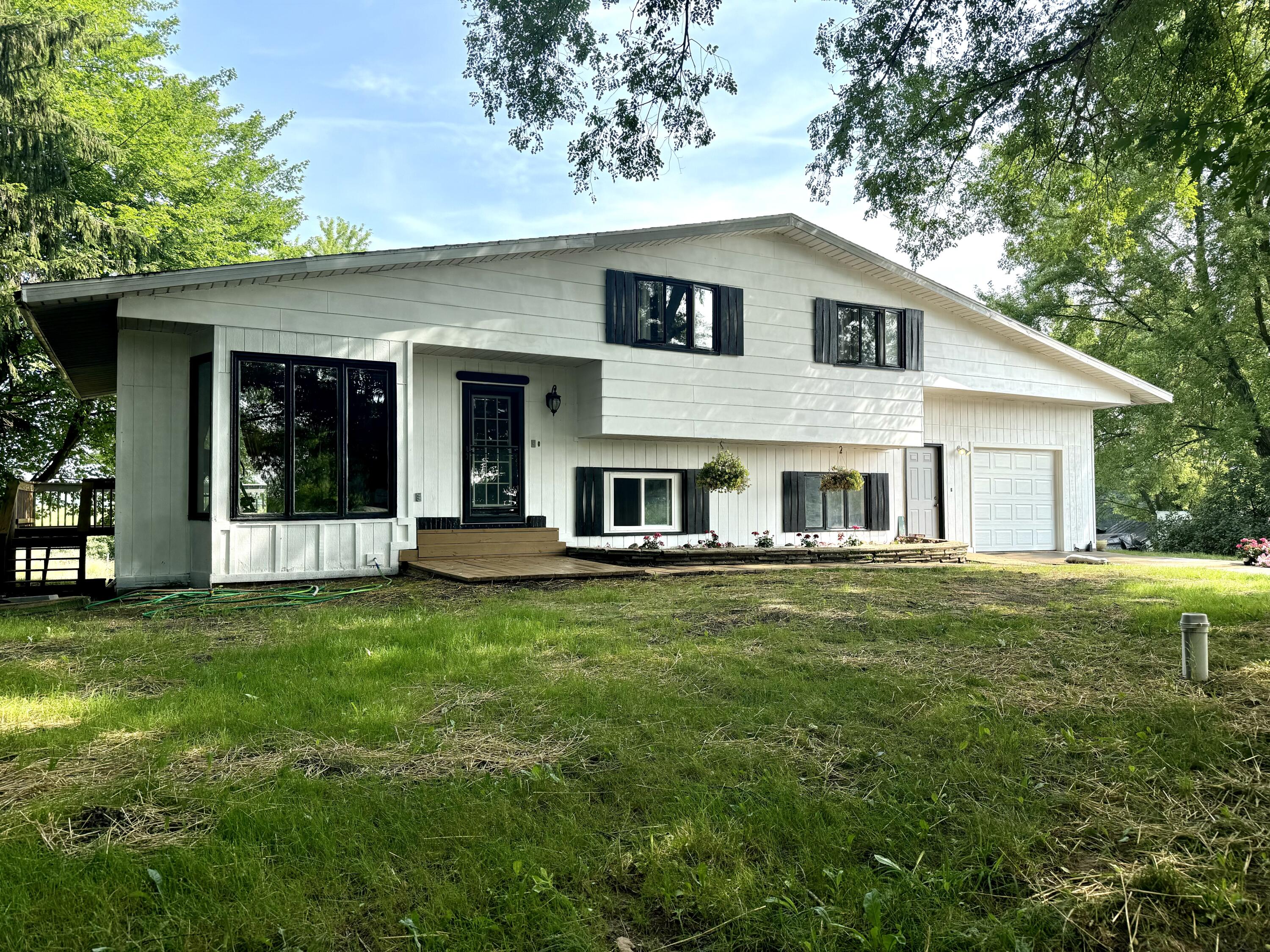 Arthur Rd, Rothbury, MI 49452