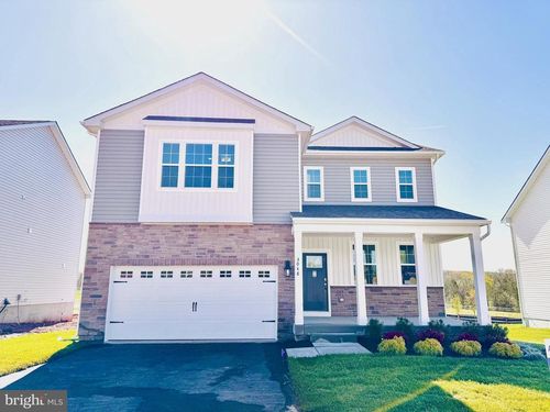 27-3048 Martha Way, PENNSBURG, PA, 18073-9805 | Card Image