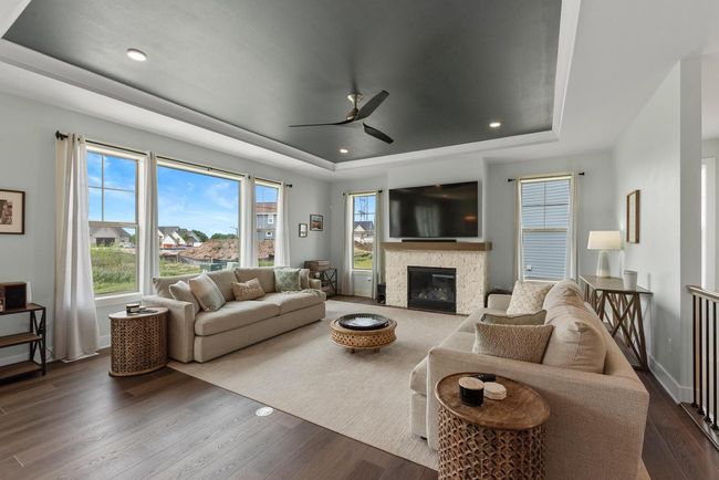 N55W19373 Red Crown Lane, House other with 4 bedrooms, 3 bathrooms and null parking in Menomonee Falls WI | Image 11
