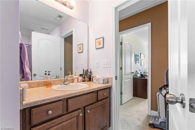 906 Leach Ave, House other with 3 bedrooms, 3 bathrooms and null parking in Thomasville NC | Image 17