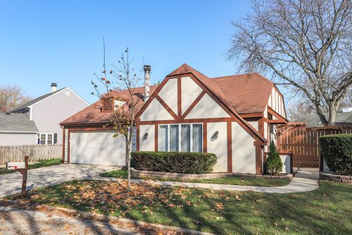 2851 Garden Dr, Lisle, IL, 60532-3424 | Card Image