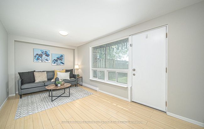 100 Deacon Lane, Condo with 3 bedrooms, 2 bathrooms and 1 parking in Ajax ON | Image 8