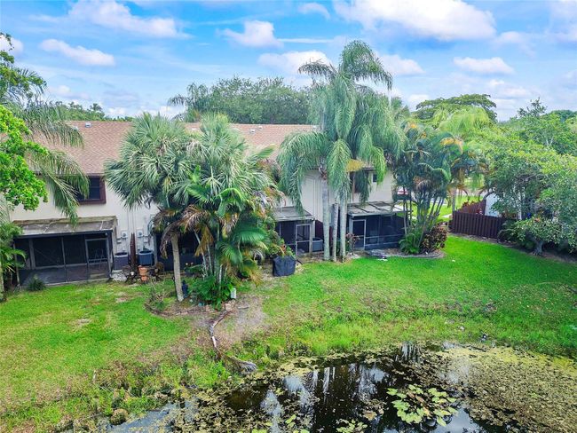 4306 Carambola Cir N, Townhouse with 2 bedrooms, 3 bathrooms and null parking in Coconut Creek FL | Image 27