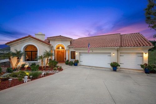 3645 Vista De La Canada, Escondido, CA, 92029 | Card Image