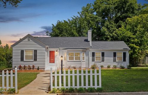 421 Ward St, Graham, NC, 27253-2943 | Card Image