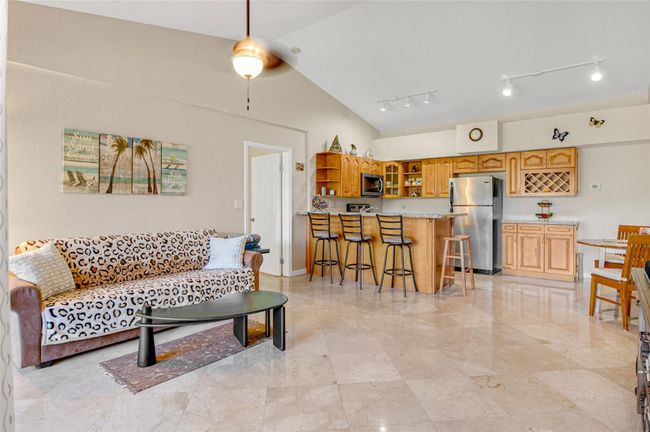 APT-21204 - 821 Lyons Rd, Condo with 2 bedrooms, 2 bathrooms and null parking in Coconut Creek FL | Image 11