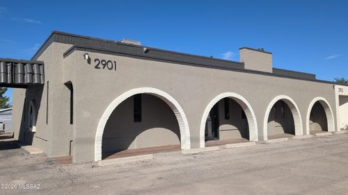 2901 N Country Club Rd, Tucson, AZ, 85716-1911 | Card Image