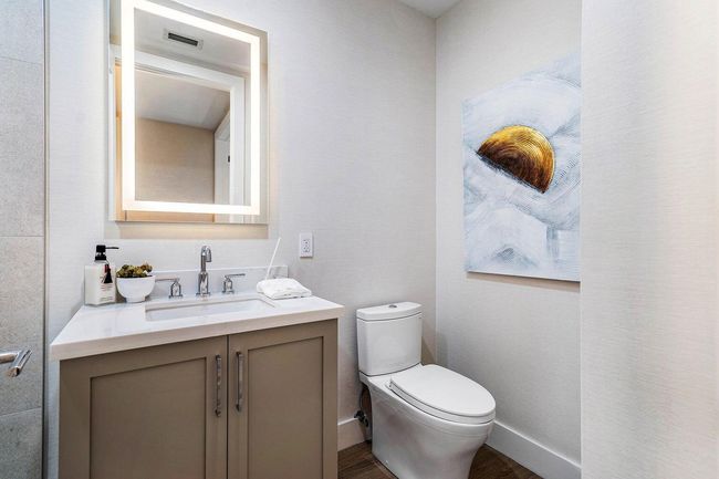 APT-3302 - 184 Lake Dr, Condo with 2 bedrooms, 3 bathrooms and null parking in Palm Beach Shores FL | Image 10
