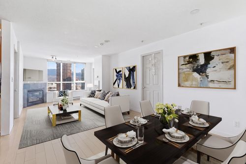 2705-63 Keefer Place, Vancouver, BC, V6B6N6 | Card Image