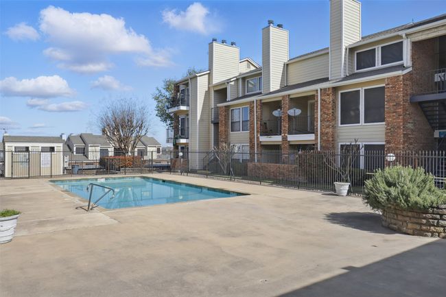 APT-126 - 1513 E Interstate 30, Condo with 2 bedrooms, 1 bathrooms and null parking in Garland TX | Image 18