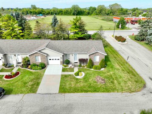 211 Huron Ln, Marine City, MI, 48039-1434 | Card Image