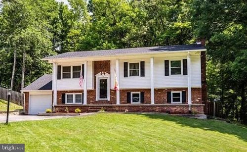 415 Cooper St, SPOTSYLVANIA, VA, 22551-2527 | Card Image