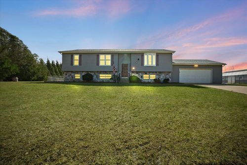 1551 Gilleevan Dr, Valparaiso, IN, 46385 | Card Image