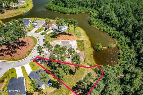 3004 Watercrest Loop, New Bern, NC, 28562-8021 | Card Image