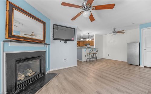 apt-202-400 Egret Lndg, Virginia Beach, VA, 23454-4087 | Card Image