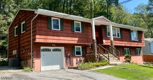 10 Christine Pl, Vernon, NJ, 07462-3511 | Card Image