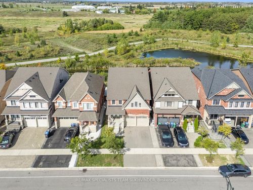 95 Bonnieglen Farm Blvd, Caledon, ON, L7C4B7 | Card Image