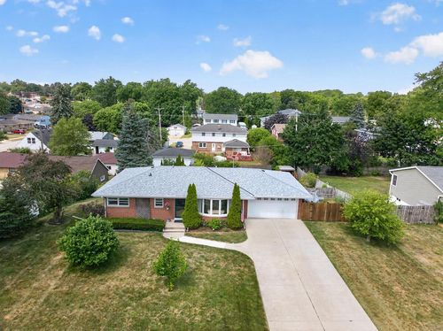 704 Roosevelt Avenue, Mount Pleasant, WI, 53406 | Card Image
