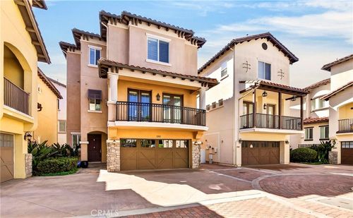 12914 Agustin Pl, Playa Vista, CA, 90094-2301 | Card Image