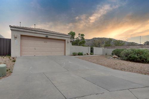200 Serenity Ct Se, Albuquerque, NM, 87123-3945 | Card Image