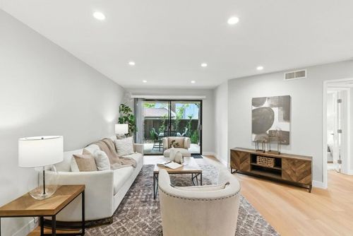 apt-29-999 W Evelyn Ter, Sunnyvale, CA, 94086-6780 | Card Image