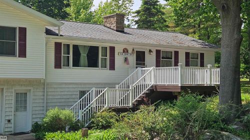 539 Cove Dr, Port Austin, MI, 48467-9745 | Card Image