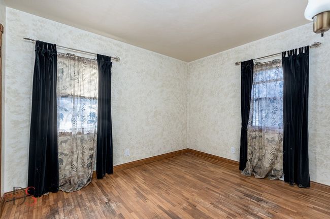 205 Pleasant Ave, House other with 3 bedrooms, 1 bathrooms and 2 parking in Ottawa IL | Image 8