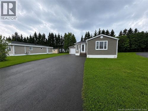 40 La Vallée St, Saint Jacques, NB, E7B1T3 | Card Image