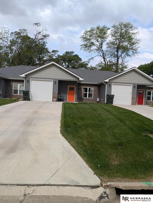 1273 N Spruce St, Wahoo, NE, 68066-1401 | Card Image