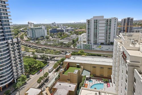 apt-1911-1250 S Miami Ave, Miami, FL, 33130-4114 | Card Image