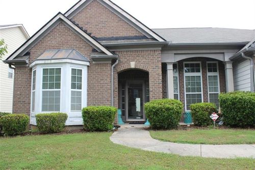 825 Stonehaven Rd Sw, South Fulton, GA, 30331-9527 | Card Image