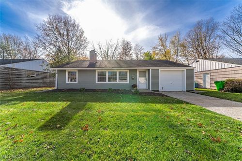 373 Anne Drive, Berea, OH, 44017 | Card Image